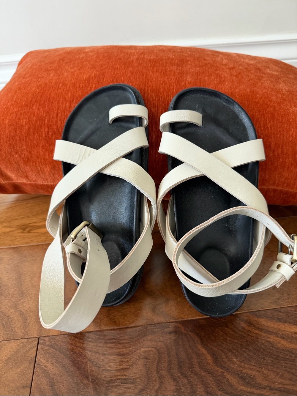 Neutral Cream Cross-Strap Women's Sandals with Ankle Buckle